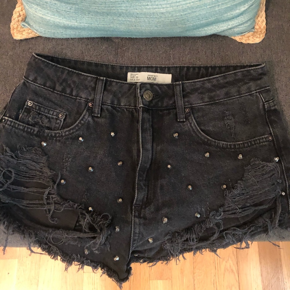 BLACK STUDDED CONCERT SHORTS- TOP SHOP
